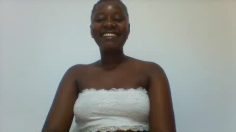 Snapshot of queen_diveer chatting on October 12, 7:46 pm queen_diveer online show from October 12, 7:46 pm