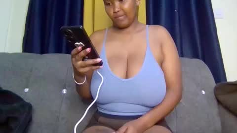 queen_doli online show from April 27, 6:39 pm