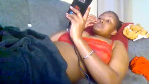 Snapshot of queen_doli chatting on May 15, 11:34 pm queen_doli online show from May 15, 11:34 pm