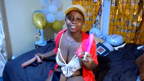QUEEN  DOLY online show from May 21, 2:51 am