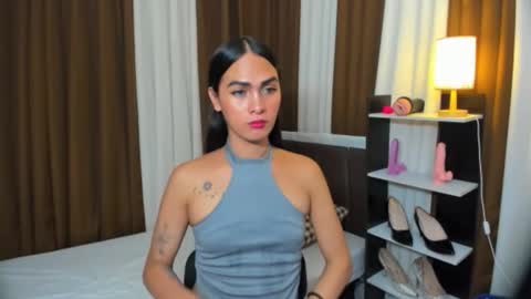Snapshot of queen_dyosa chatting on October 19, 1:23 pm Queen Dyosa online show from October 19, 1:23 pm
