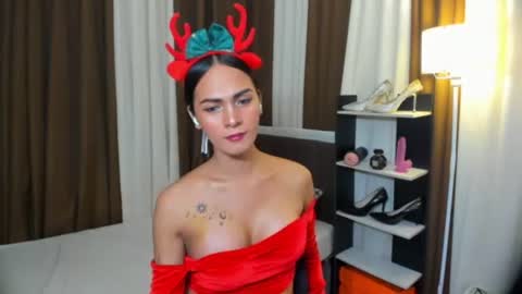 Snapshot of queen_dyosa chatting on December 15, 9:02 am Queen Dyosa online show from December 15, 9:02 am