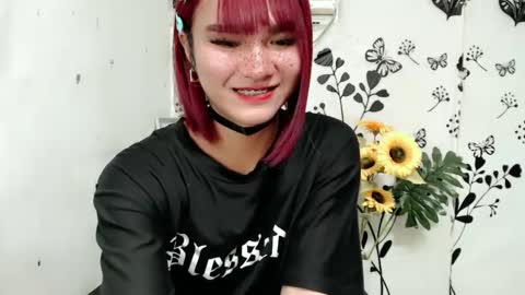 Snapshot of queen_elicktra chatting on December 26, 7:35 am JOY online show from December 26, 7:35 am