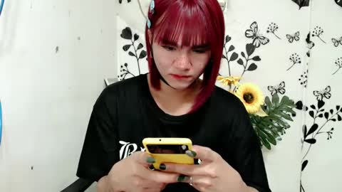 Snapshot of queen_elicktra chatting on January 7, 3:57 am JOY online show from January 7, 3:57 am