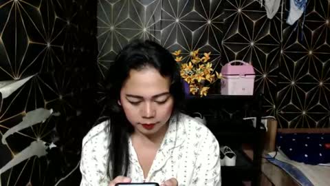 Snapshot of queen_ennah chatting on January 12, 5:54 pm queen_ennah online show from January 12, 5:54 pm