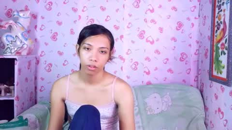 Snapshot of queen_gia chatting on July 16, 3:51 pm queen_gia online show from July 16, 3:51 pm