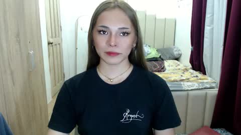 shawny online show from April 9, 10:31 am