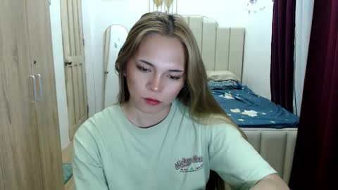 shawny online show from May 23, 1:55 am