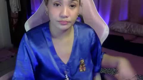 QueenHennessy online show from February 1, 7:02 pm