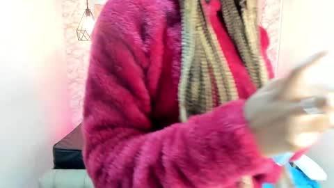   online show from February 21, 12:06 pm