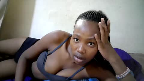 queen_slender online show from June 14, 2:30 pm