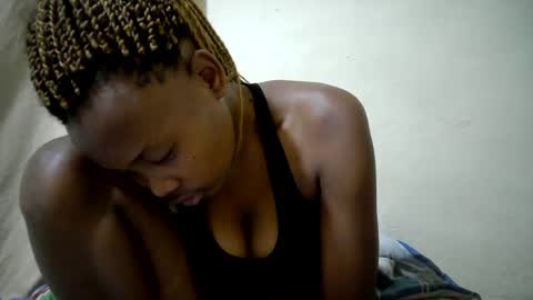 queen_slender online show from July 29, 11:58 pm