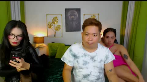 Snapshot of queenathena2005 chatting on September 28, 8:20 am Athena online show from September 28, 8:20 am