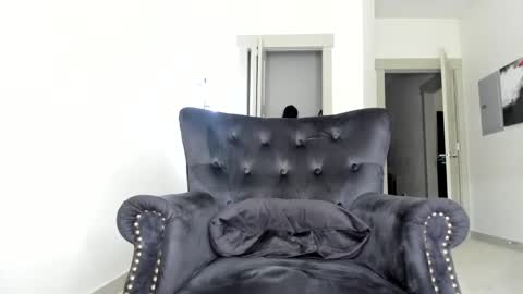 Queen Blaire online show from October 9, 8:07 pm