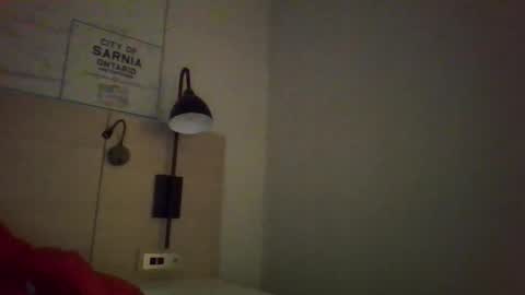 Snapshot of queenbee6269 chatting on January 5, 8:11 am queenbee6269 online show from January 5, 8:11 am