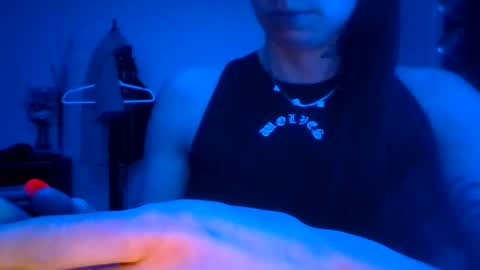 Snapshot of queenbee6269 chatting on January 29, 6:33 am queenbee6269 online show from January 29, 6:33 am