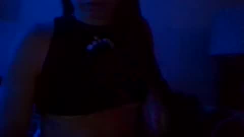 Snapshot of queenbee6269 chatting on January 29, 9:33 am queenbee6269 online show from January 29, 9:33 am