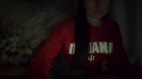 Snapshot of queenbee6269 chatting on February 26, 5:53 am queenbee6269 online show from February 26, 5:53 am