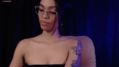 Sweet Goddess online show from February 28, 6:43 am