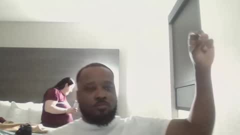 Queen N King Fun Night online show from March 9, 2:07 am