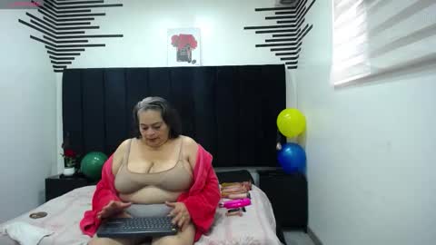 VickyBoobss online show from October 11, 1:09 pm