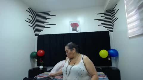 VickyBoobss online show from November 11, 12:38 pm