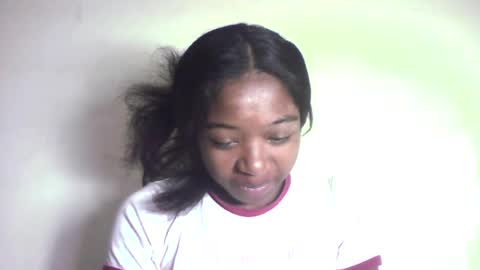 queennaya online show from July 7, 2:32 pm