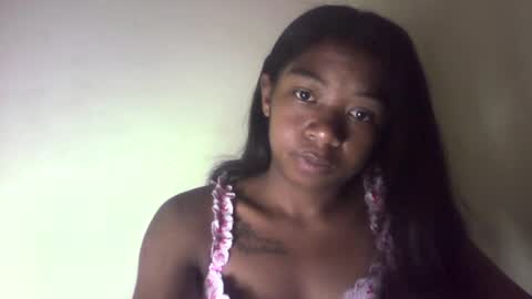 queennaya online show from July 17, 2:24 pm