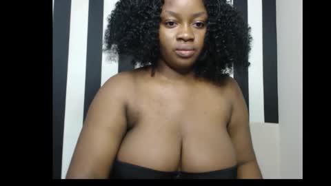 Zoey online show from November 4, 8:46 am