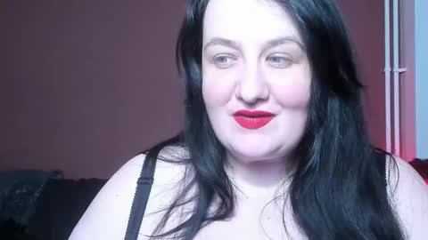 Snapshot of queenofhaze chatting on February 25, 10:18 pm you may simply address Me with Your Grace online show from February 25, 10:18 pm