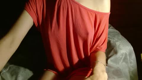 queenoftenderness online show from January 14, 9:20 pm