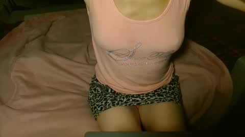 queenoftenderness online show from September 17, 6:20 pm