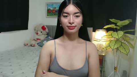 Snapshot of queenpinay69 chatting on October 13, 7:25 pm QueenPinay69 online show from October 13, 7:25 pm