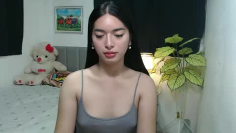 Snapshot of queenpinay69 chatting on October 16, 2:12 am QueenPinay69 online show from October 16, 2:12 am