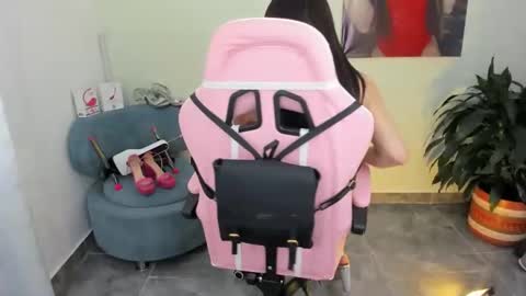 Snapshot of queenramoona_hot chatting on February 1, 8:16 pm RAMONA ULLOA online show from February 1, 8:16 pm