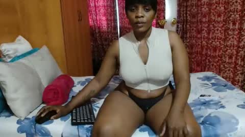 queenteex6999 online show from September 30, 8:08 am