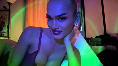 ValentinaMoone online show from February 28, 6:14 am