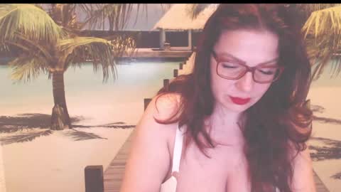 queenxnatasha online show from April 17, 9:07 pm