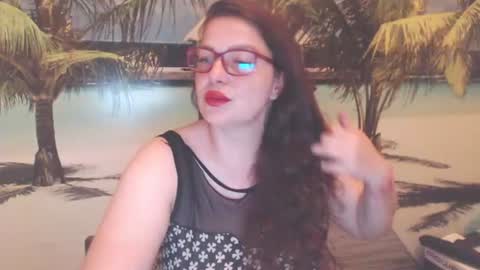 queenxnatasha online show from August 4, 9:06 pm