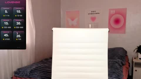 Anna online show from February 4, 7:14 am