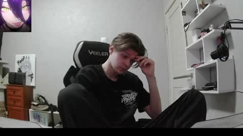 quiet_sh online show from April 11, 2:32 pm