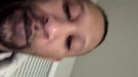 Snapshot of quindre chatting on October 18, 8:04 am quindre online show from October 18, 8:04 am