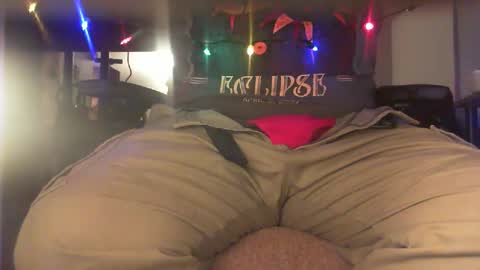 Snapshot of qwerty__pop chatting on December 26, 12:46 am qwerty__pop online show from December 26, 12:46 am