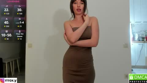 r00xvel online show from April 6, 2:07 pm