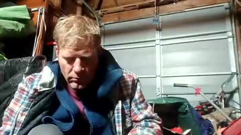 Snapshot of r04233054 chatting on November 23, 5:46 pm r04233054 online show from November 23, 5:46 pm