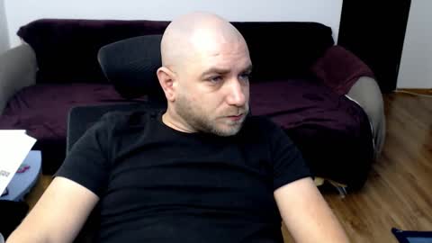 R0bila online show from December 13, 11:54 pm