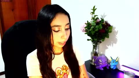 Snapshot of r0ttenangel chatting on September 21, 6:15 am Angel  online show from September 21, 6:15 am