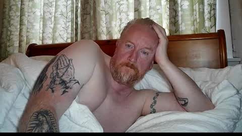 Snapshot of r_o_h_a_n chatting on September 11, 8:14 am r_o_h_a_n online show from September 11, 8:14 am