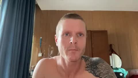 Snapshot of rabbit_eyes69 chatting on November 12, 8:48 am rabbit_eyes69 online show from November 12, 8:48 am