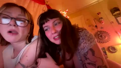 rachel010101 online show from March 1, 6:37 am